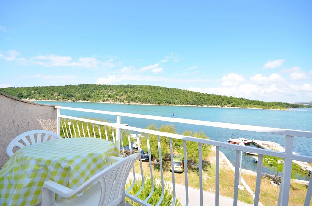 Apartments Vila Punta Jadrtovac Extérieur photo